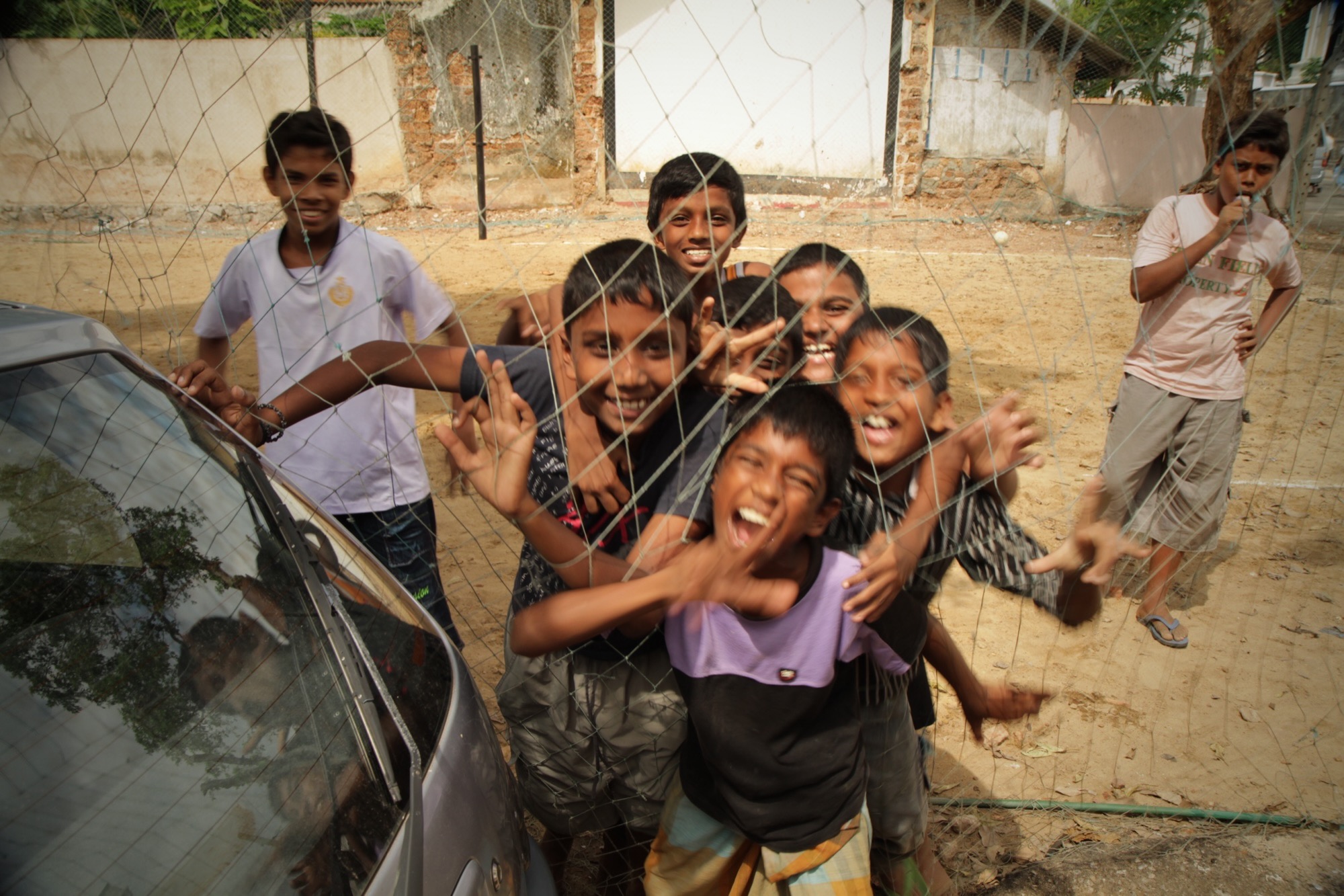  boys-sri-lanka-photography-matthias-grunsky 